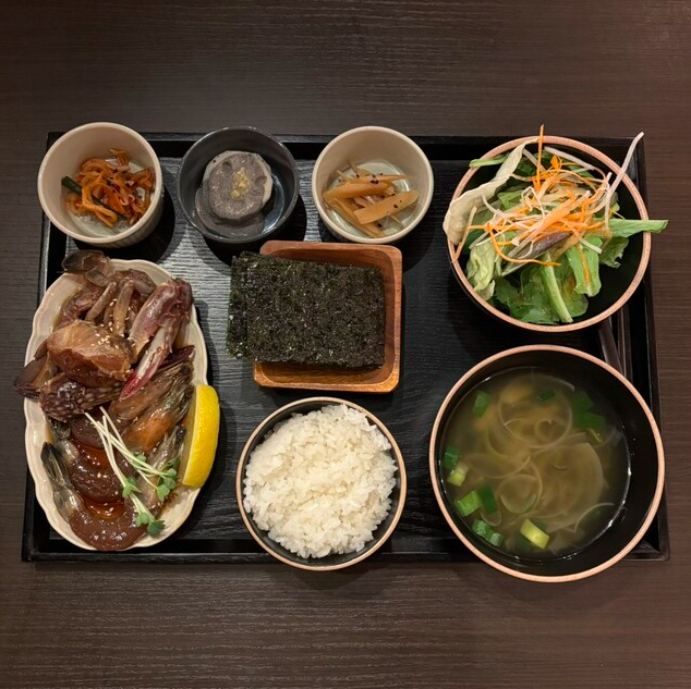 カンジャンケジャン＆セウ定食