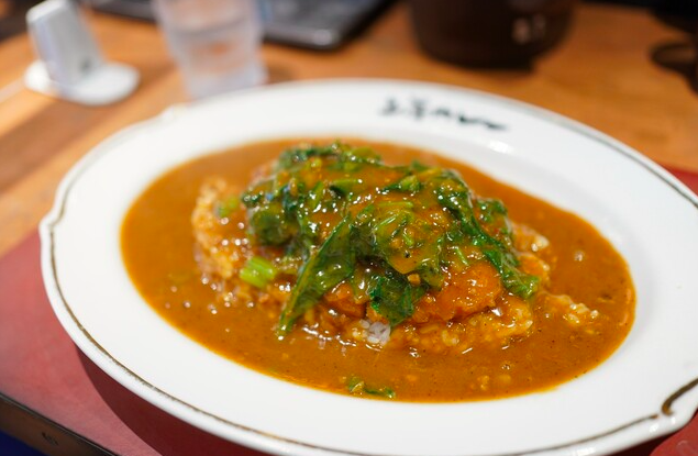 とんかつほうれん草カレー