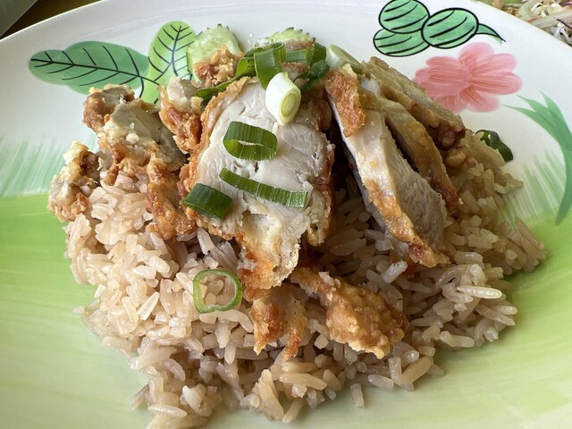 カオマンガイトー