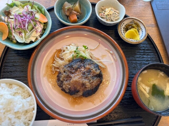 ハンバーグステーキ御膳