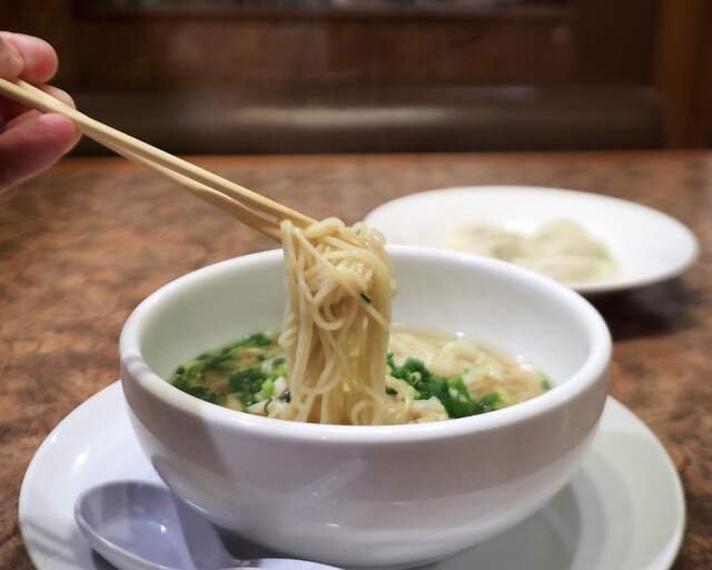 鶏肉とネギの湯麺