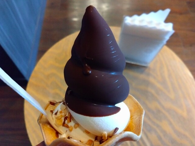 黒崎チョコソフト