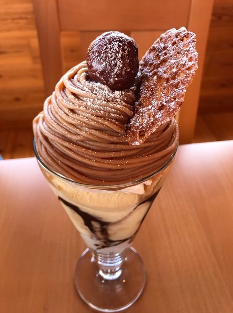 マロンパフェ