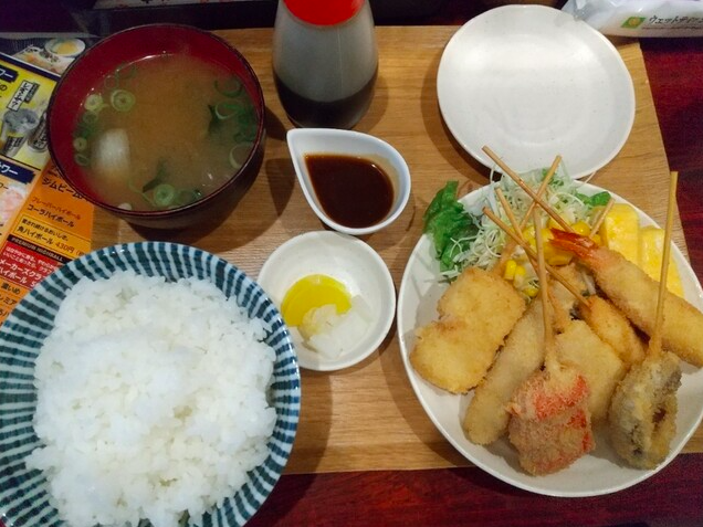 串カツランチ