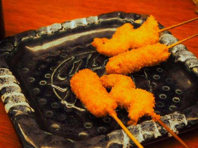 串カツ (牛ヒレ、海老大葉)