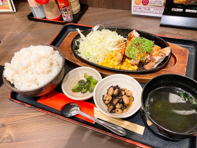 鉄板照り焼きチキン定食