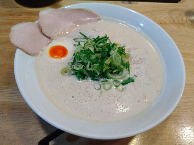 醤油豚骨