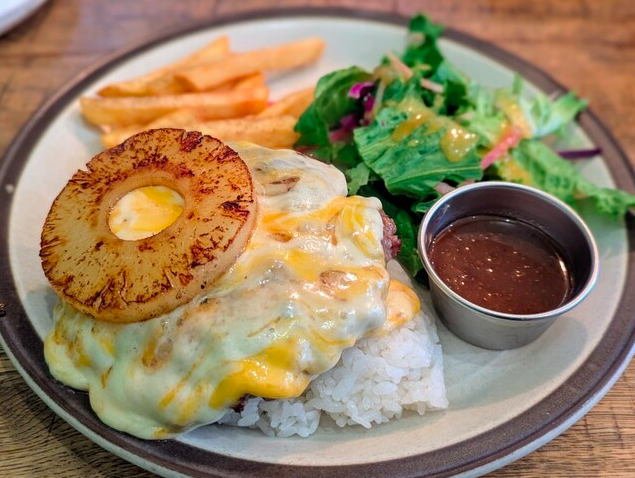 パイナップルチーズハンバーグ