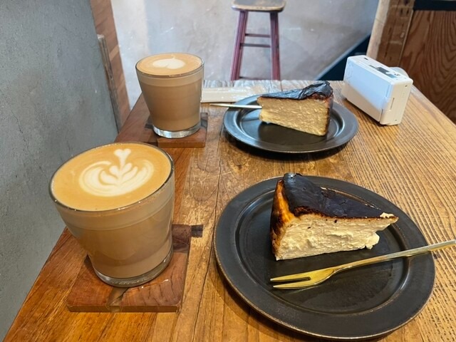 バスクチーズケーキ