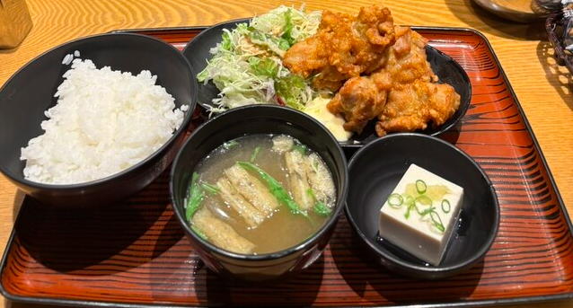 とりから定食