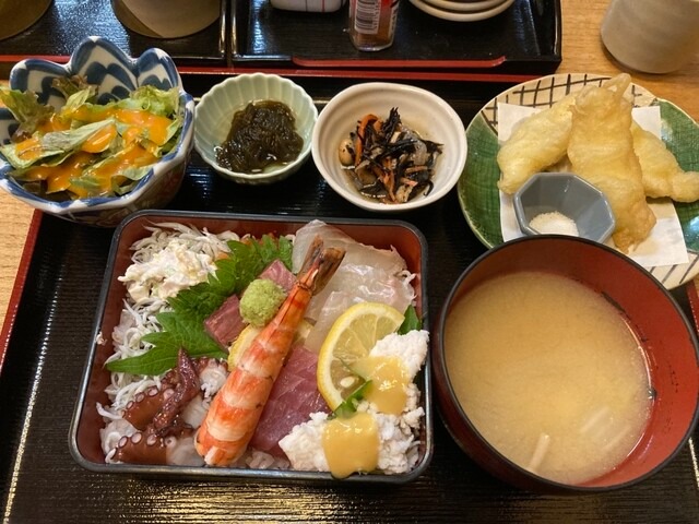 海鮮ちらし