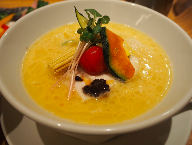 鶏白湯Sobaトリュフ仕立て