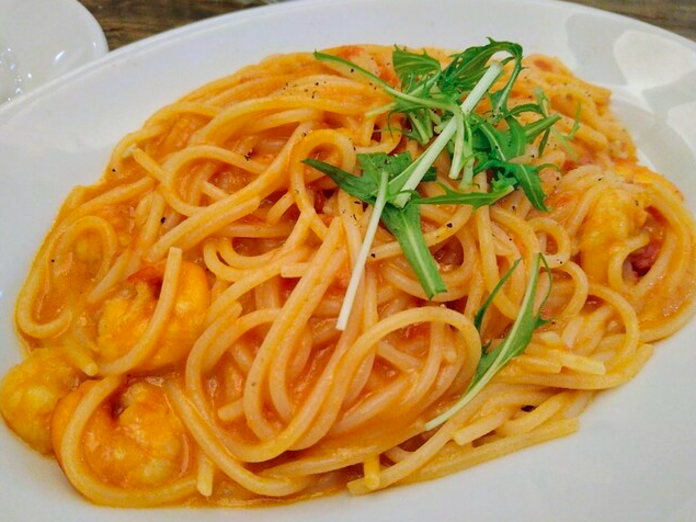 エビトマトクリームパスタ (大盛り)