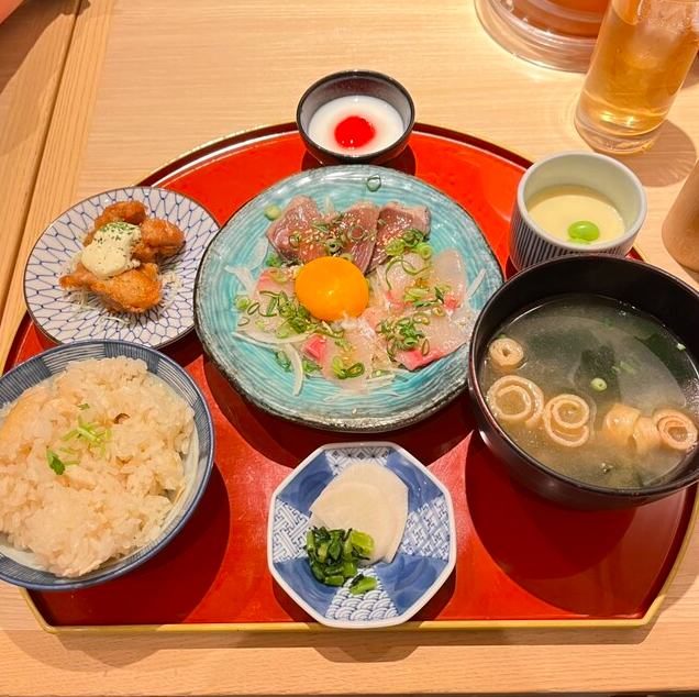 【鯛めし 食べ放題】カンパチと鮪の胡麻刺しユッケ膳