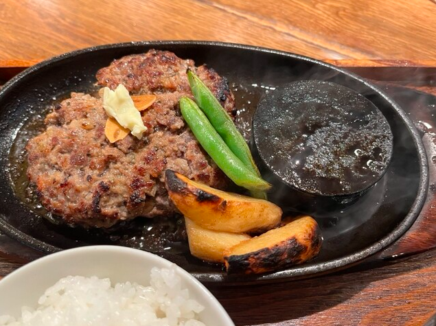 粗挽きハンバーグステーキ定食 250g