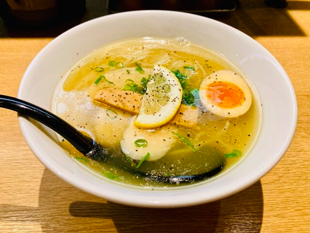 鶏塩ラーメン