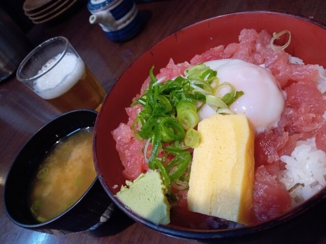 マグロ中落ち丼