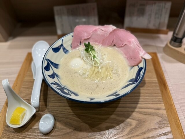 地鶏ホワイト