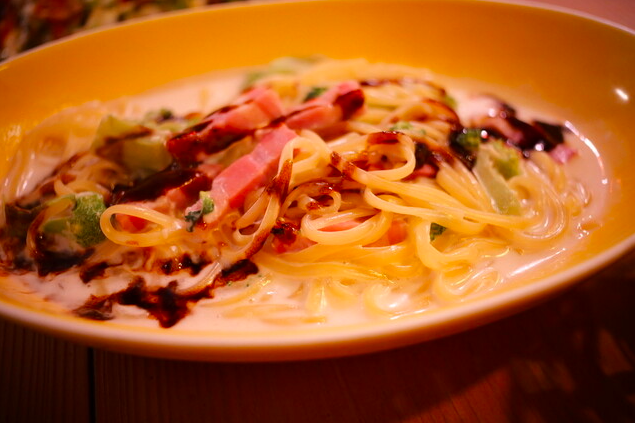 醤油とクリームのパスタ