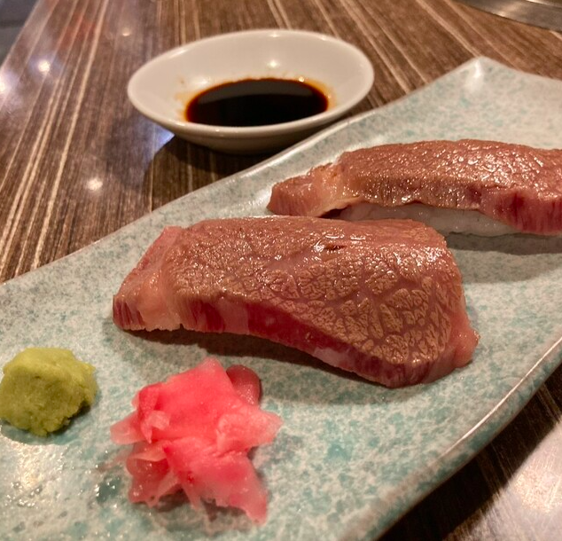 炙り肉寿司
