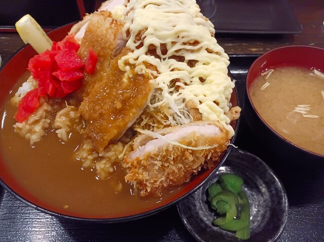 ぶあいそう丼