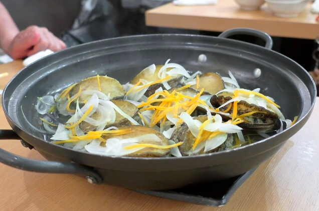 アワビ酒蒸し (3~4人前)