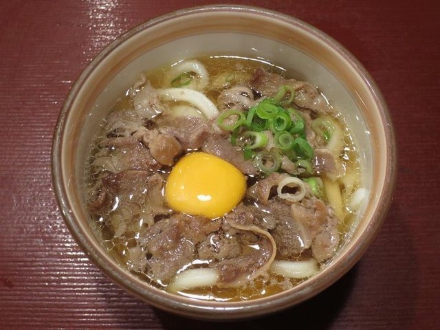 黒毛和牛の生醤油うどん