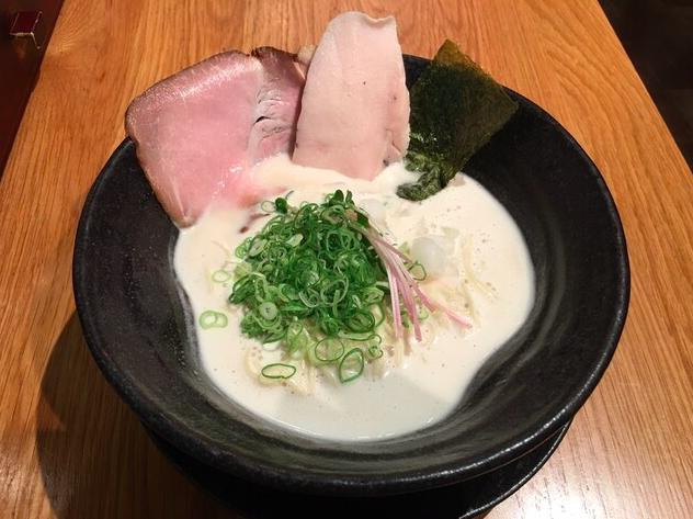 しろ(贅沢ダブル白湯スープ)