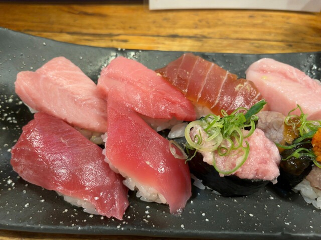 まぐろづくし八貫