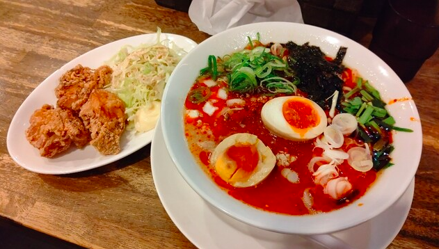 四川麻辣ラーメン+から揚げ
