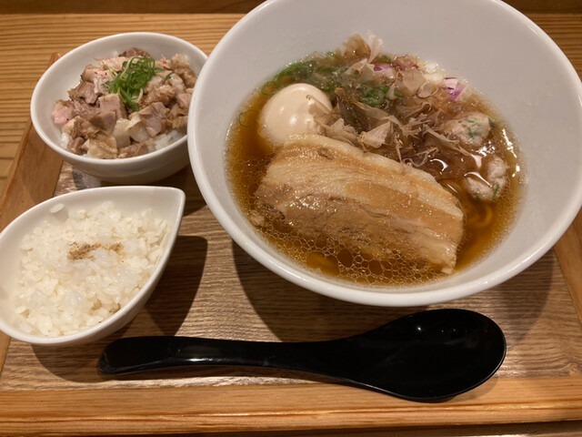 鮪節ラーメン&ミニチャーシュー丼