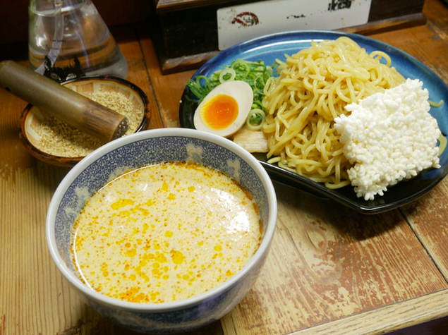 白ごま担々つけ麺 (大盛り)