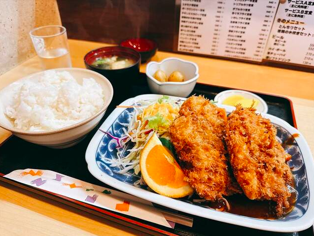 クリームコロッケ定食 ごはん小