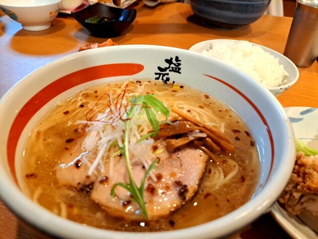 天然塩ラーメン
