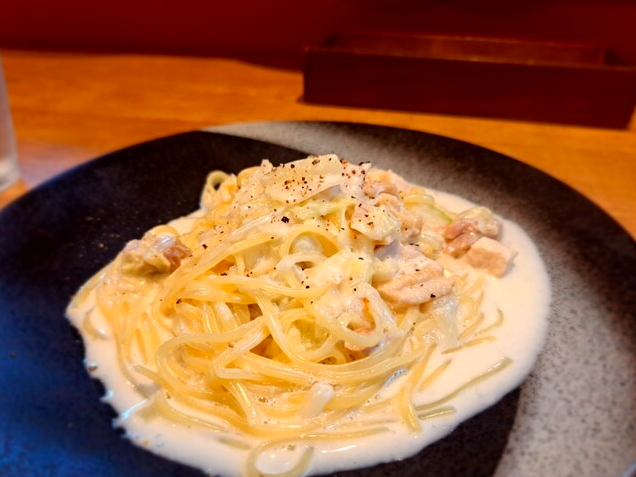 鶏肉とキャベツのクリームパスタ