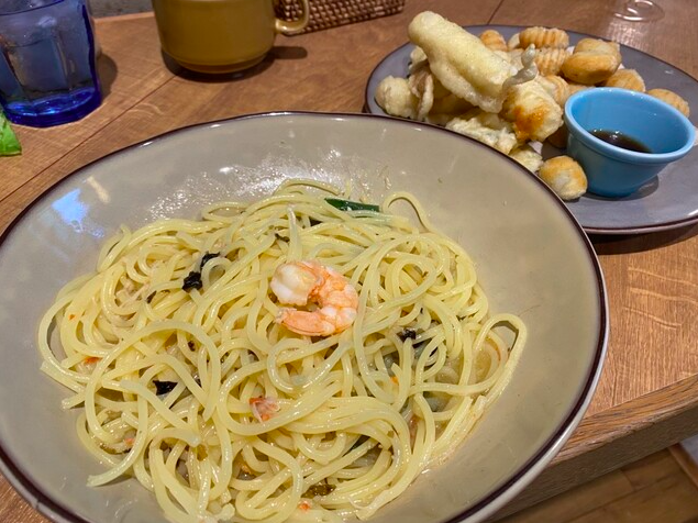 ずわい蟹と海老の和風パスタ+揚げニョッキ