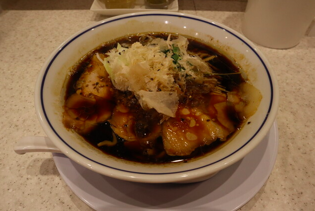 溜り醤油らーめん