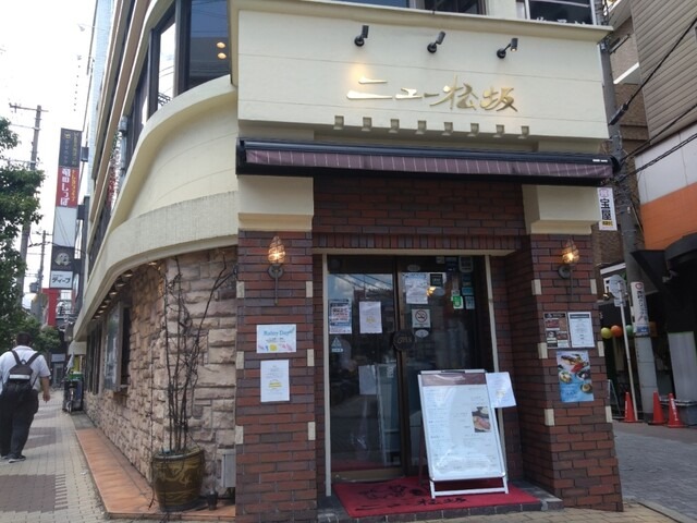 【ニュー松坂 布施本店】伊勢海老や鮑も堪能！ライブ感が魅力の老舗鉄板焼きランチ