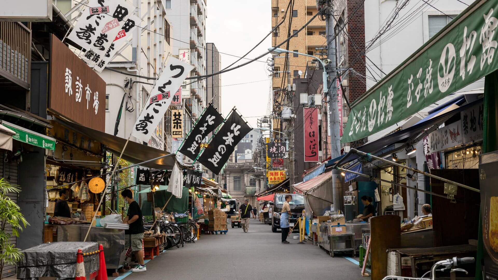 【完全版】築地で食べ歩き＆朝ごはん&ランチ16選！ラーメンからスイーツまでおすすめをご紹介