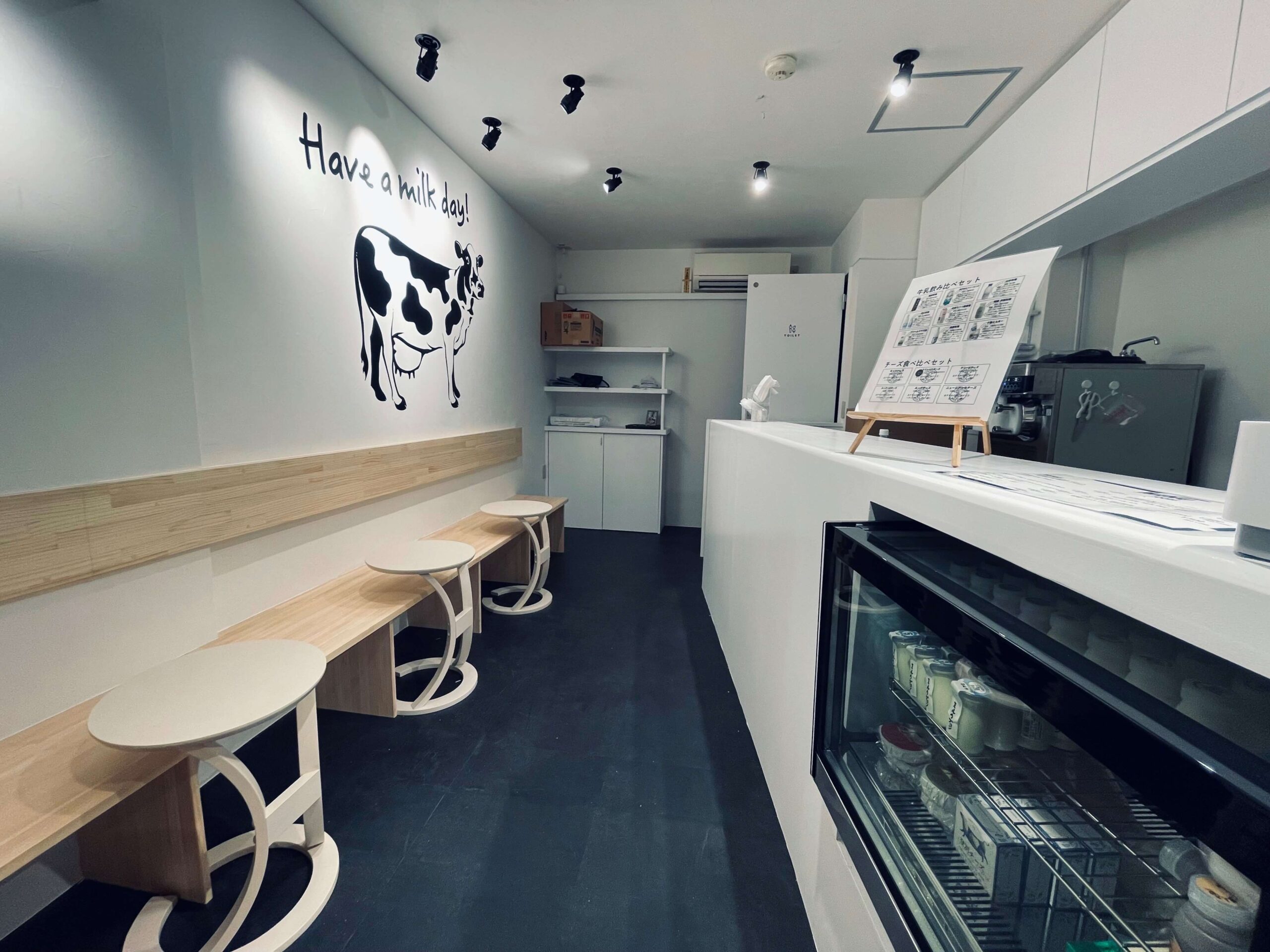 【HOKKAIDO MILK BAR】北海道産牛乳を贅沢に味わうミルクスイーツスポット
