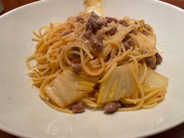 サルシッチャと白菜の柚子胡椒のスパゲッティ