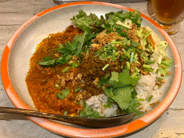 ケニックカレーxベターチキンカレー