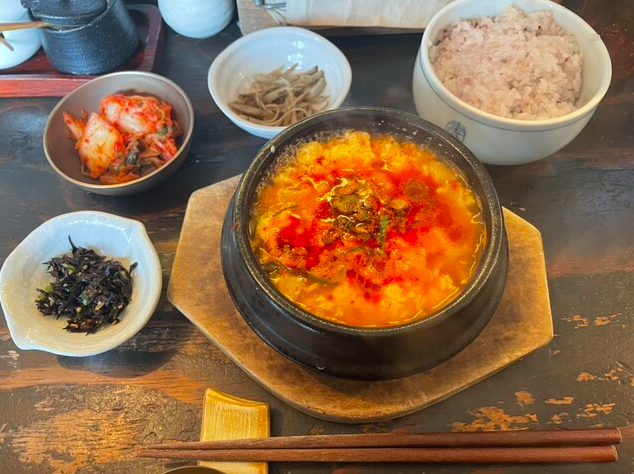 スンドゥブ定食