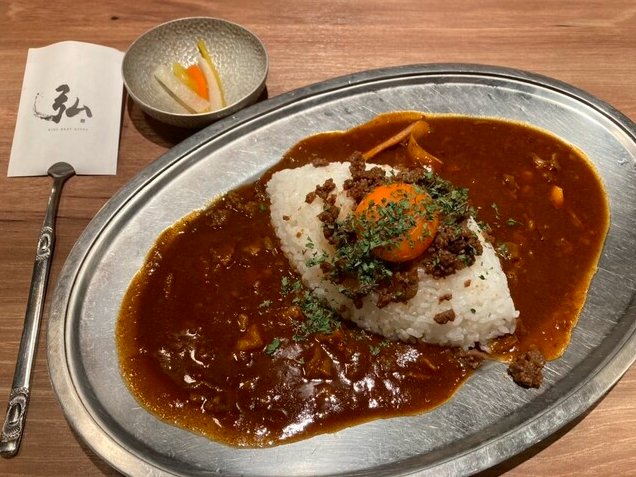 和牛すじ煮込み弘ミンチカレー