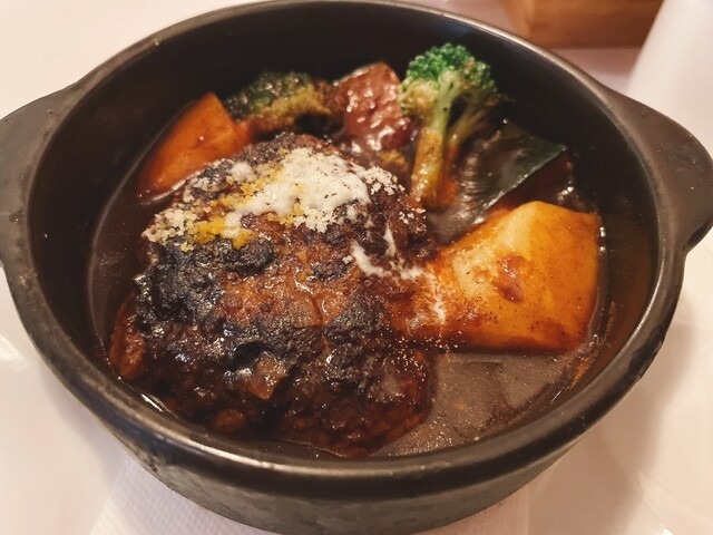 煮込みハンバーグシチュー
