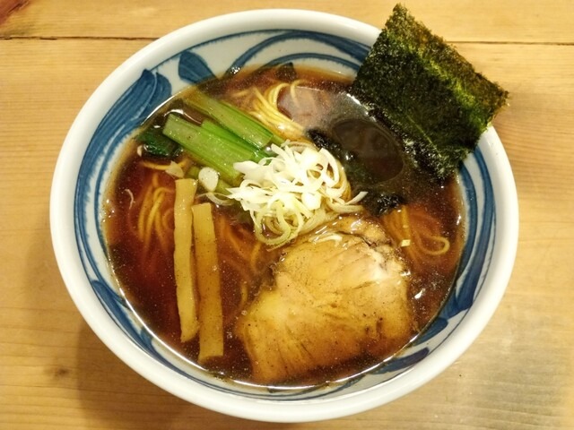 醤油らーめん