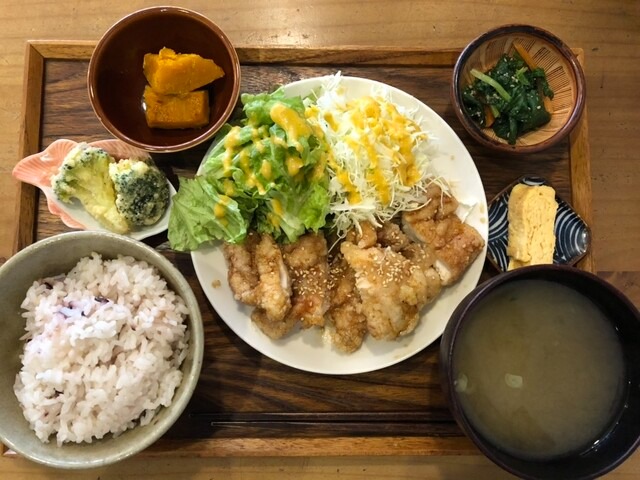 鶏の甘辛バリバリ揚げ定食