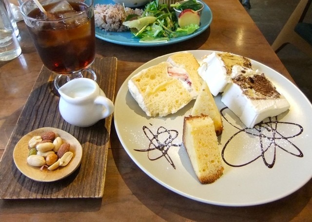 ケーキ3種盛り