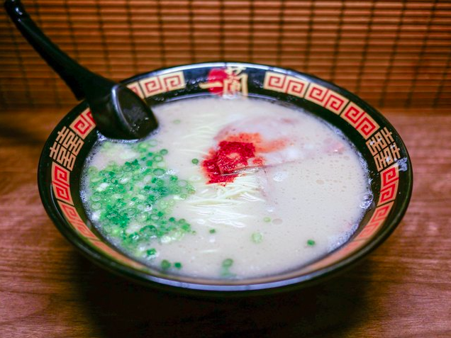 天然とんこつラーメン