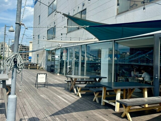 【CLANN BY THE RIVER】辺の風が心地よい！朝から夜まで楽しめるリバーサイドカフェレストラン